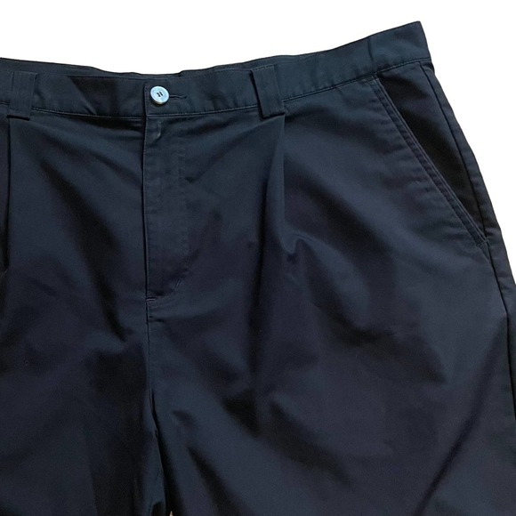 Adidas Black Pleated Front Golf Shorts 40 - Picture 2 of 4